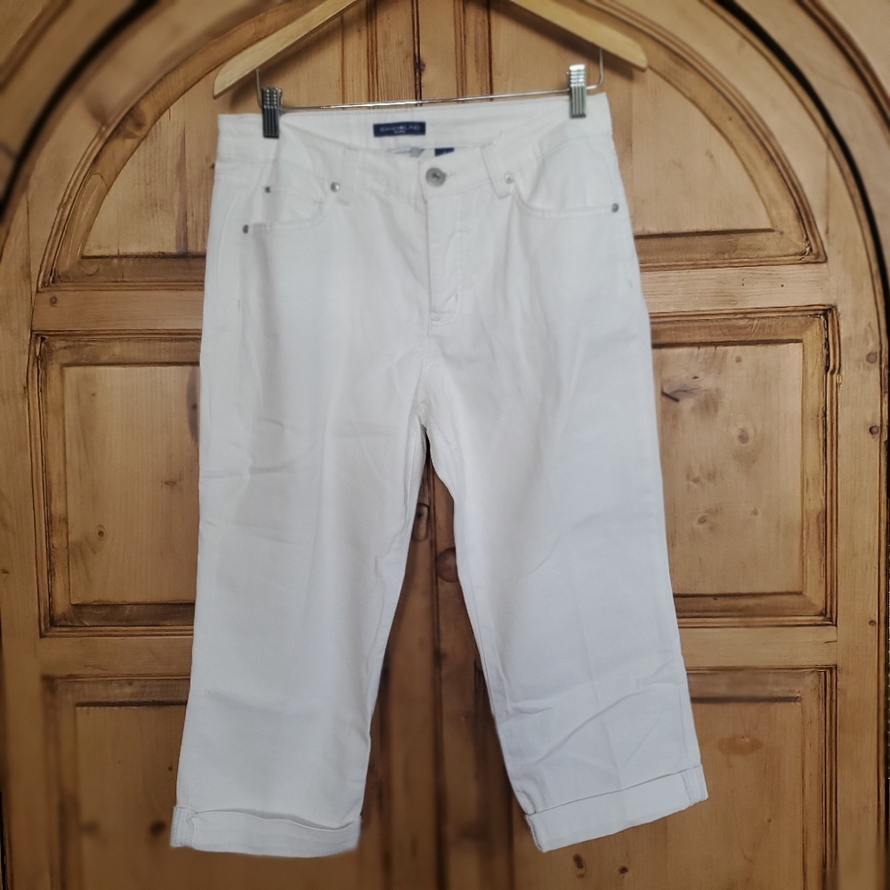 BANDOLINO MANDIE 5 Pocket, White Cotton/Spandex Cropped Capris Size 8
